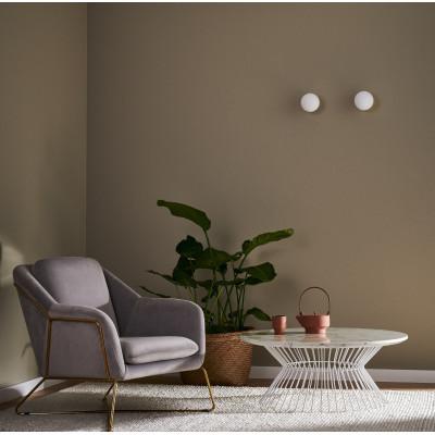 Lampa ścinna MIJA kinkiet z białą kulą mocowanie chrom KASPA