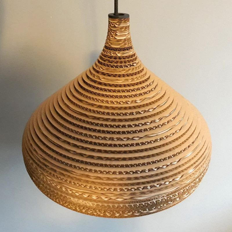 Sufitowa lampa wisząca z tektury CONE L lampa ekologiczna SOOA