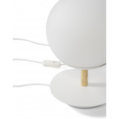 PLAAT ST white standing lamp UMMO