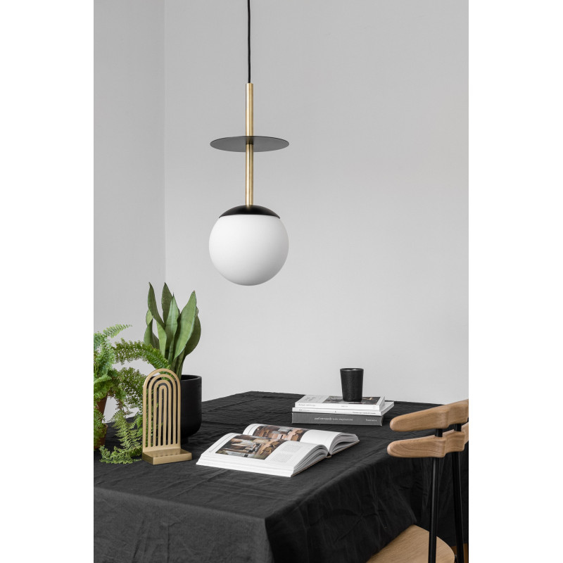 Ceiling hanging lamp PLAAT BRASS white lampshade, brass tubes and black mount UMMO