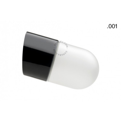 Porcelain wall lamp with a glass shade light.o.005.wa.b.glass001 Zangra
