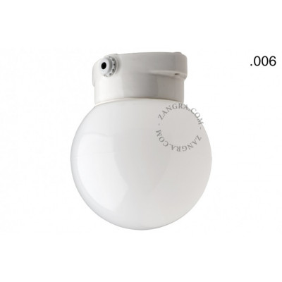 Porcelain wall lamp with a glass shade light.o.006.c.w.l.glass006 Zangra