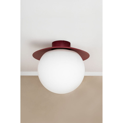 Lampa sufitowa plafon KUUL C burgundowe mocowanie i biała szklana kula UMMO