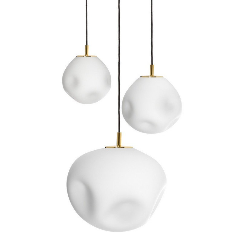 Plafond CLOE 3 with three opal diffusers on a golden suspension KASPA