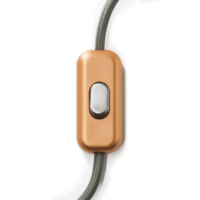Miedziany jednobiegunowy włącznik światła ze srebrnym przełącznikiem Creative-Cables