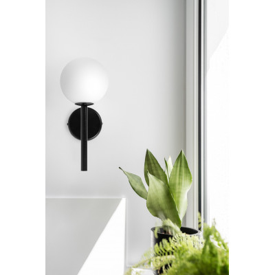Decorative black wall lamp KOP A black wall lamp UMMO