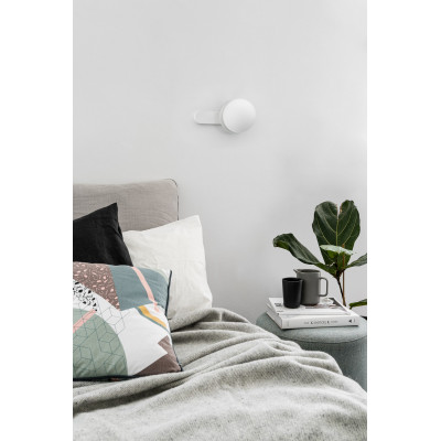 Wall lamp sconce KUUL D white wall mount with white glass ball UMMO
