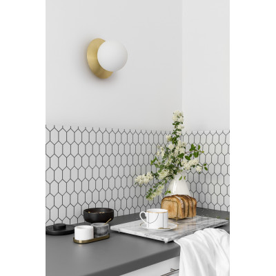 Wall lamp BORRA A modern sconce with brass disk UMMO