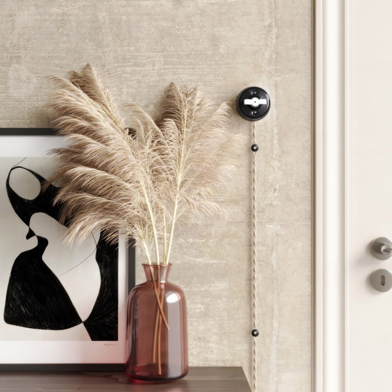 Czarny porcelanowy włącznik jednobiegunowy z białą nakrętką motylkową - natynkowy Creative-Cables