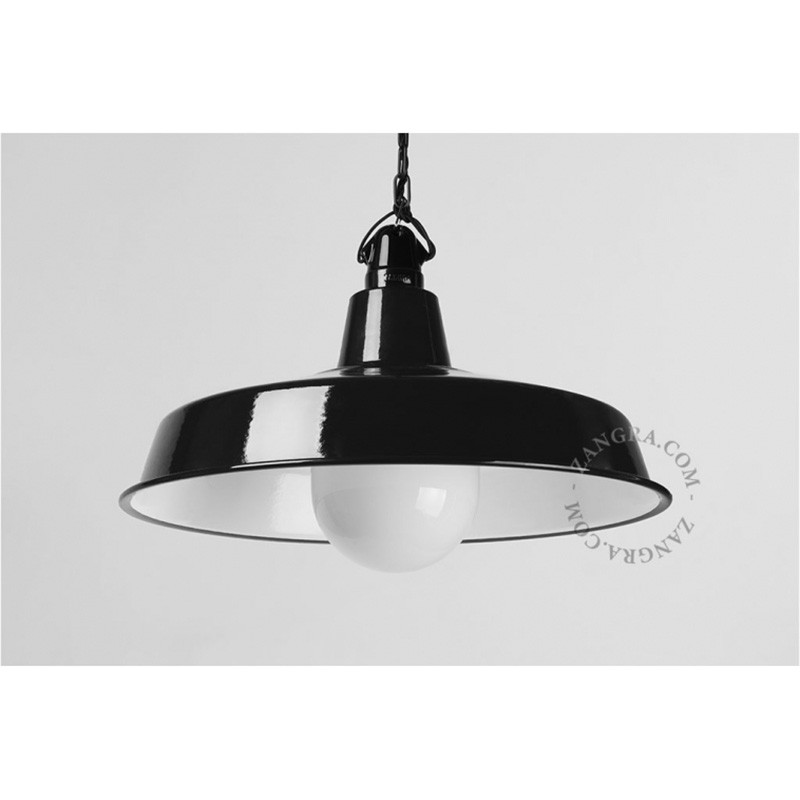 Emaliowana lampa wisząca Alexandre z kloszem czarna Zangra