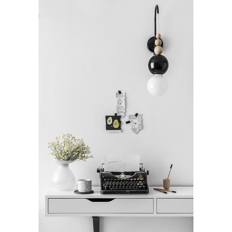 Loft Bala black wall lamp