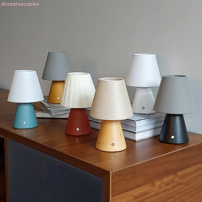 Wireless lamp Cabless11 with a Drop bulb and lampshade finish black Creative-Cables