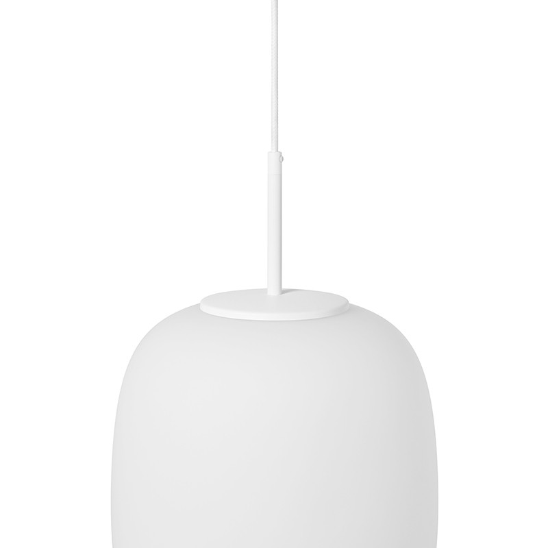 Sufitowa lampa wisząca EPLI B duży biały szklany klosz i białe mocowanie UMMO