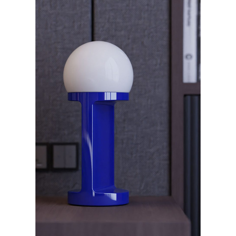 HABEA Blue Robot ceramic table lamp with a navy blue base Ferroluce