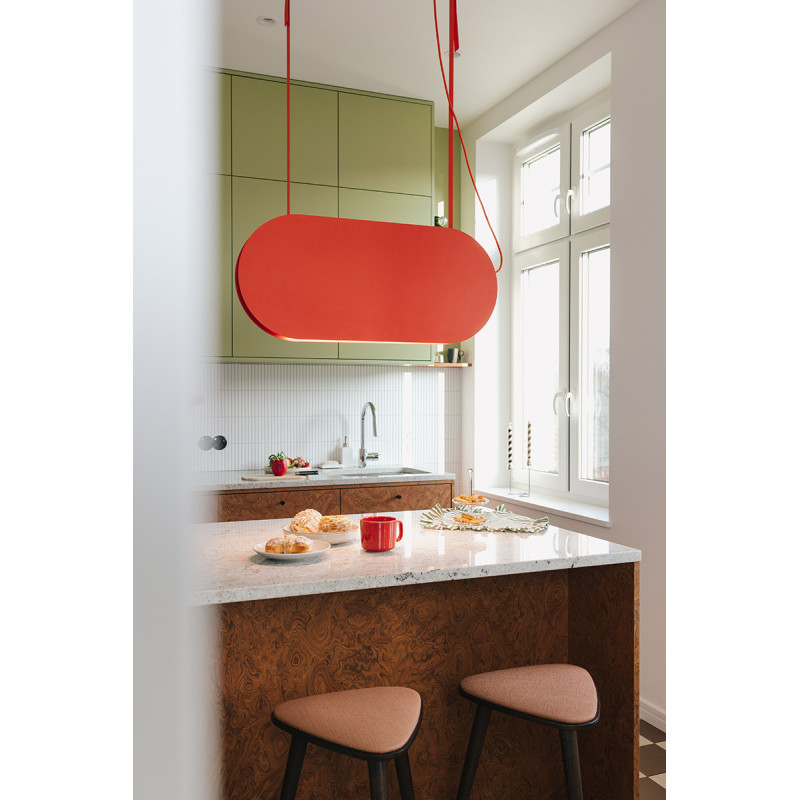 Czerwonopomarańczowa lampa wisząca MALUMI A z wbudowanym panelem LED 3000K UMMO