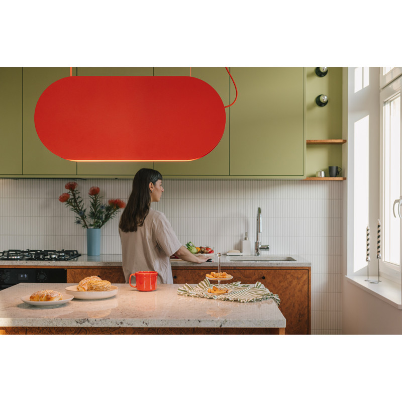 Czerwonopomarańczowa lampa wisząca MALUMI A z wbudowanym panelem LED 3000K UMMO