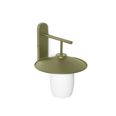 Oliwkowa lampa ścienna JINGU B z mlecznym ryflowanym kloszem UMMO