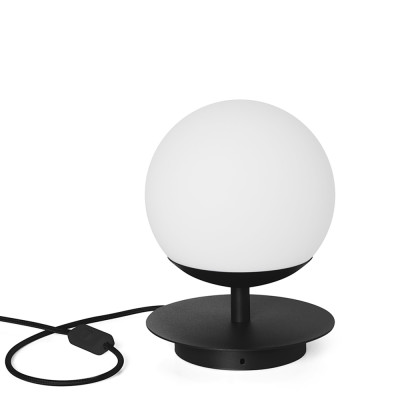 Black PLAAT ST table lamp with disc and glass shade – UMMO