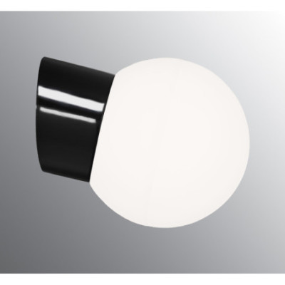 Czarna lampa  ścienna Classic Globe 150 E27, max 75W, porcelanowa oprawa IP54 z mlecznym matowym kloszem Ifö Electric