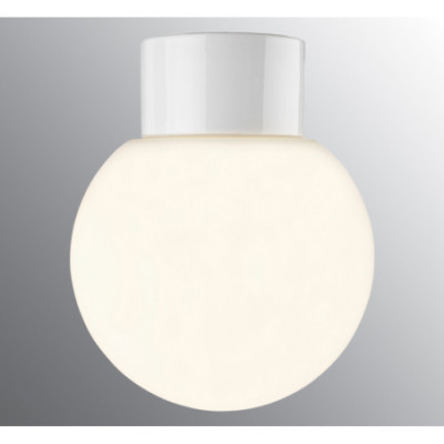 Biała lampa sufitowa, ścienna Classic Globe 180 LED 8W 3000K 800lm porcelanowa IP54 z mlecznym matowym kloszem Ifö Electric