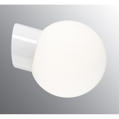 Biała lampa ścienna Classic Globe 180 LED  8W 3000K 800lm porcelanowa oprawa IP54 z mlecznym matowym kloszem Ifö Electric