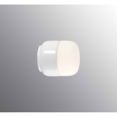 Biała lampa sufitowa, ścienna Ohm 100/110 LED  4W 2700K 400lm porcelanowa oprawa IP44 z mlecznym kloszem Ifö Electric