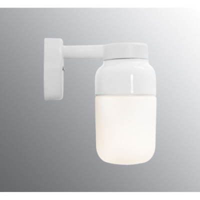 Ifö Electric Ohm Wall 100/210 White E27 Max 40 W IP44 Matt Opal Glass Wall Light