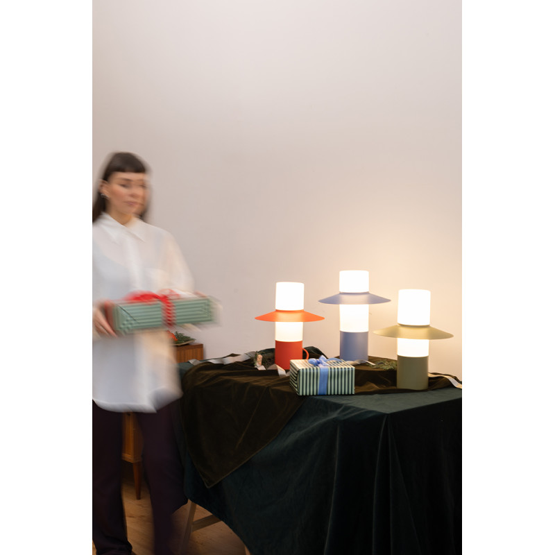 Melonowa lampa stołowa CAPONIO ST z mlecznym kloszem UMMO 24h