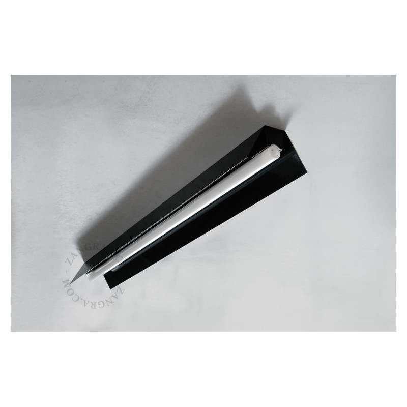 Zangra Bridget Black 50 cm Linear Light