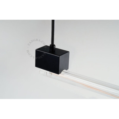 Lampa liniowa wisząca Bruno z liniowym szkłem czarna Zangra