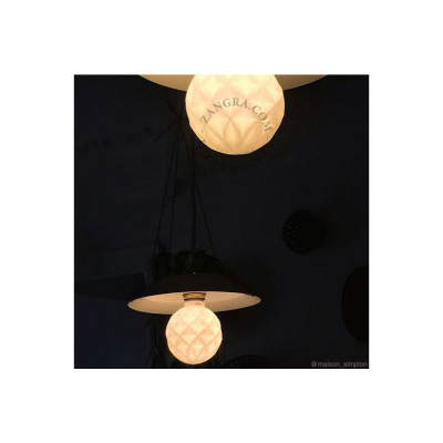 Dekoracyjna żarówka LED z mlecznym kloszem G95 E27 4W 2700K 350lm Zangra
