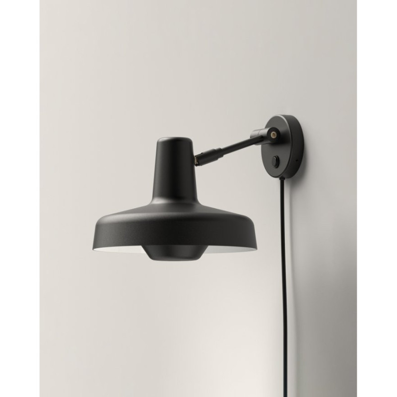 Grupa Arigato Wall Extra Short Black Wall Light with Removable Cable