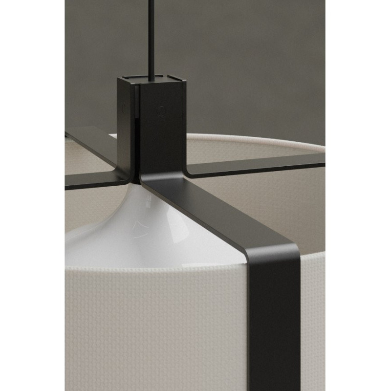Czarna lampa wisząca Okolo 35 z białym tekstylnym abażurem Grupa Products