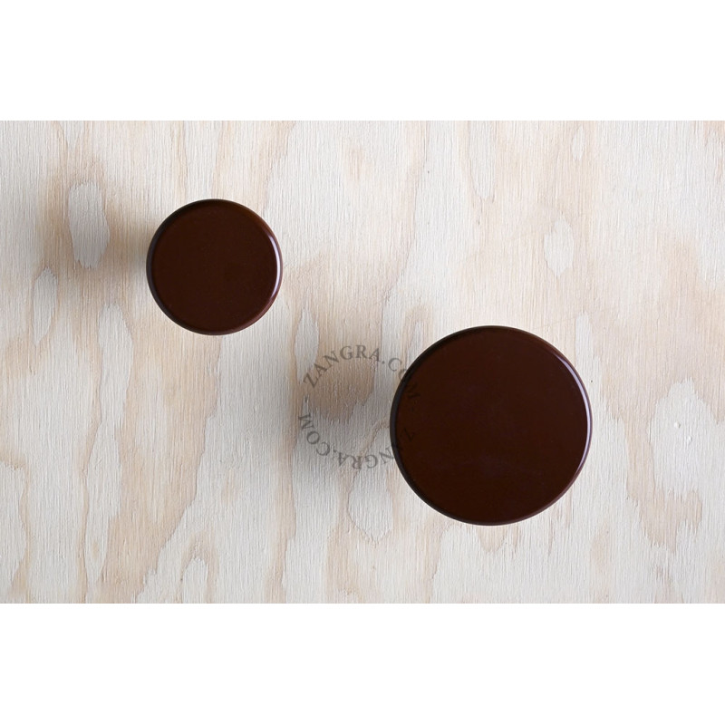 Brown lacquered brass hook - 6 cm diameter Zangra