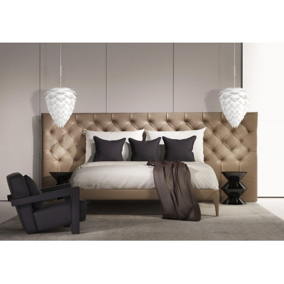 White lampa Conia UMAGE (VITA Copenhagen)