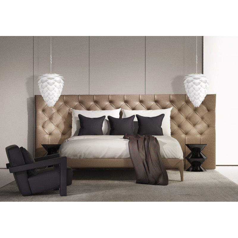 White lampa Conia UMAGE (VITA Copenhagen)