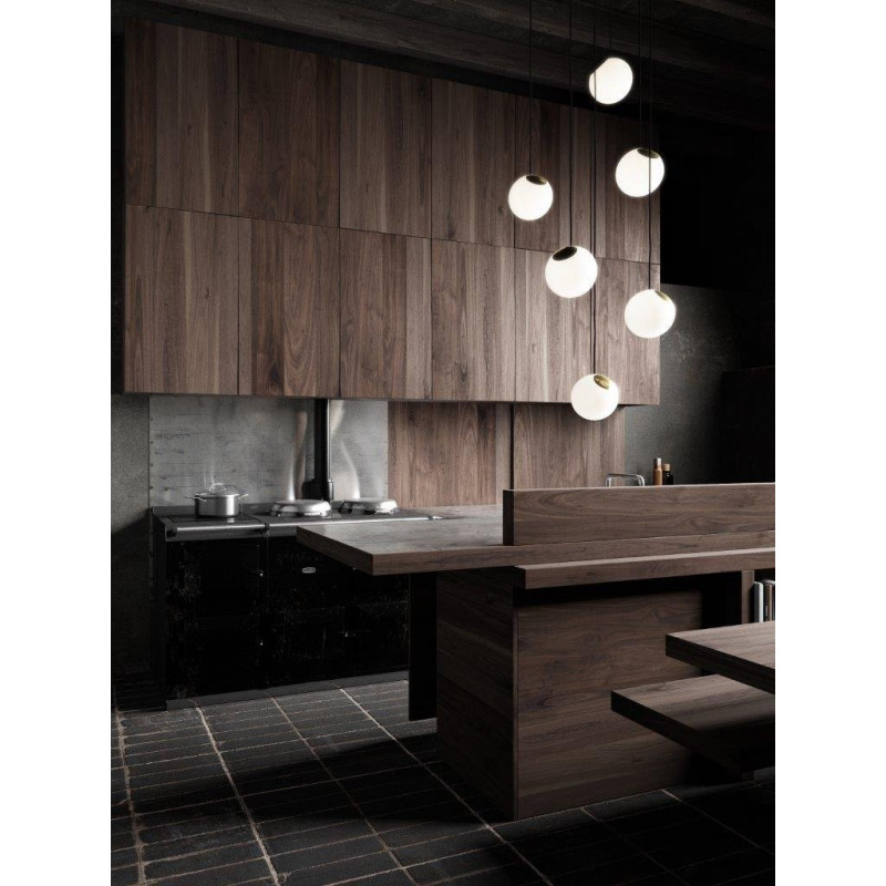BRIGHT SPOT Brass pendant light with black cable – Nordic Tales